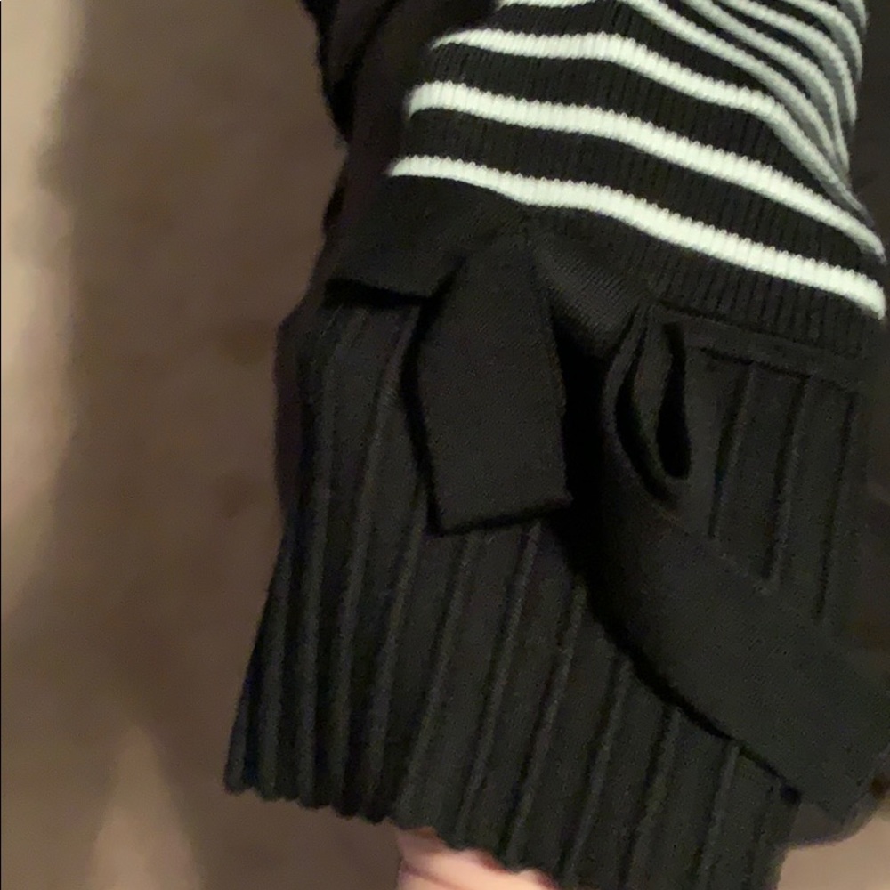 Sweater - Picture 2 of 3